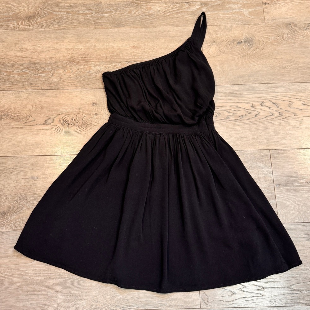 Kimchi‎ Blue Black One Shoulder Mini Dress Rayon Pleated Skirt Size Small S